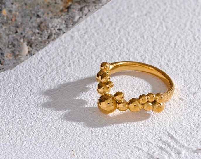 CHAMPAGNE - 18K GOLD PLATED RING / THE. CAVIAR COLLECTION