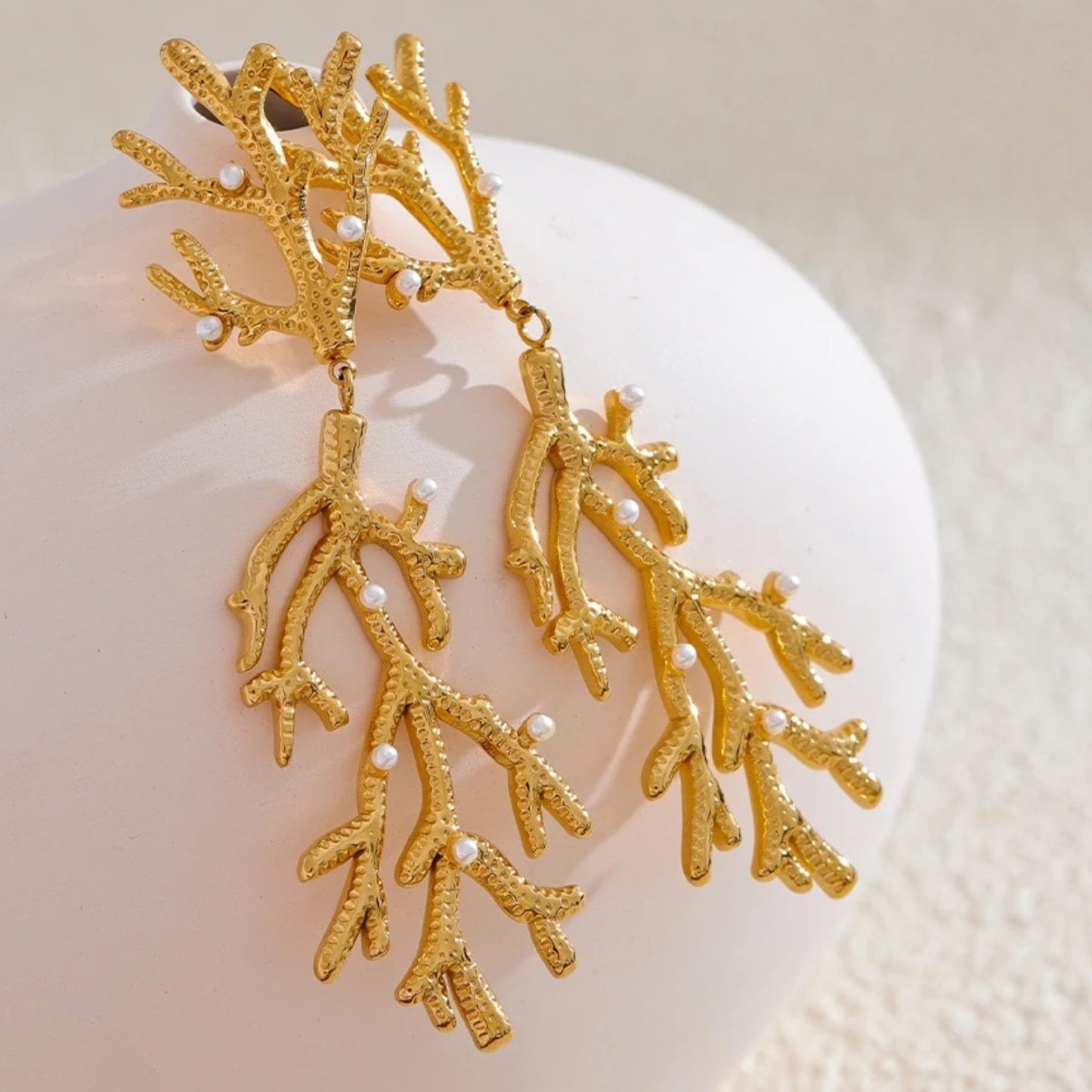 CORAL -18K GOLD PLATED EARRINGS / THE. ISLAND COLLECTION