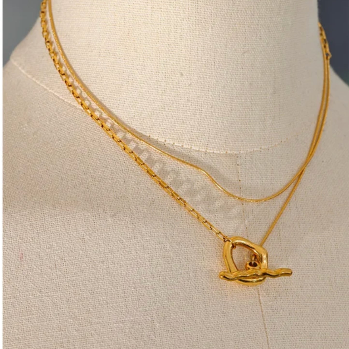 RIPPLE - 18K GOLD PLATED NECKLACE / THE. WAVE COLLECTION