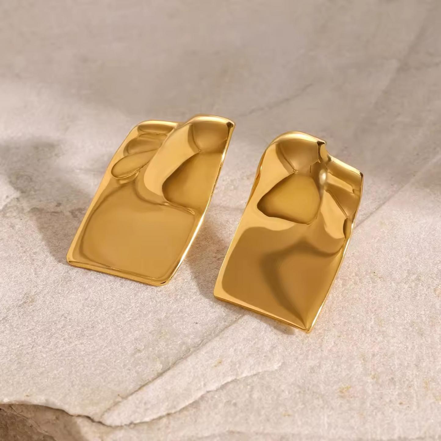 FRAME - 18K GOLD PLATED EARRINGS / THE. WAVE COLLECTION