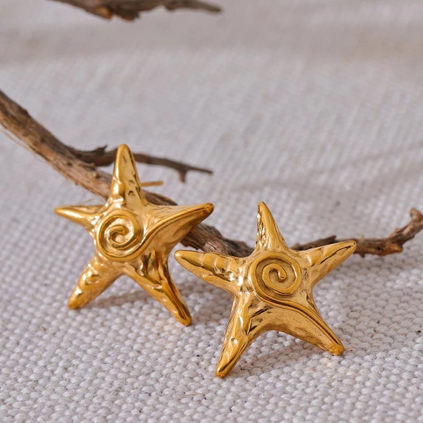 MARIS -18K GOLD PLATED EARRINGS / THE. ISLAND COLLECTION