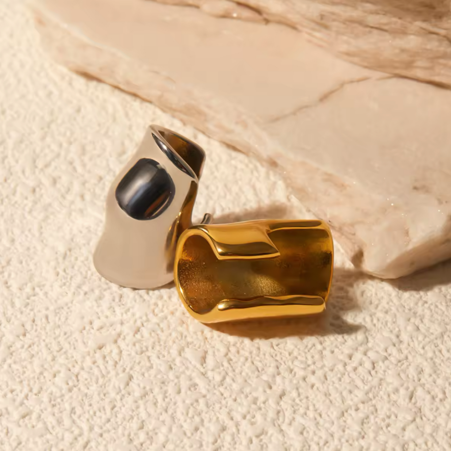 SHIELD - 18K GOLD PLATED CUFF SET / THE. WAVE COLLECTION