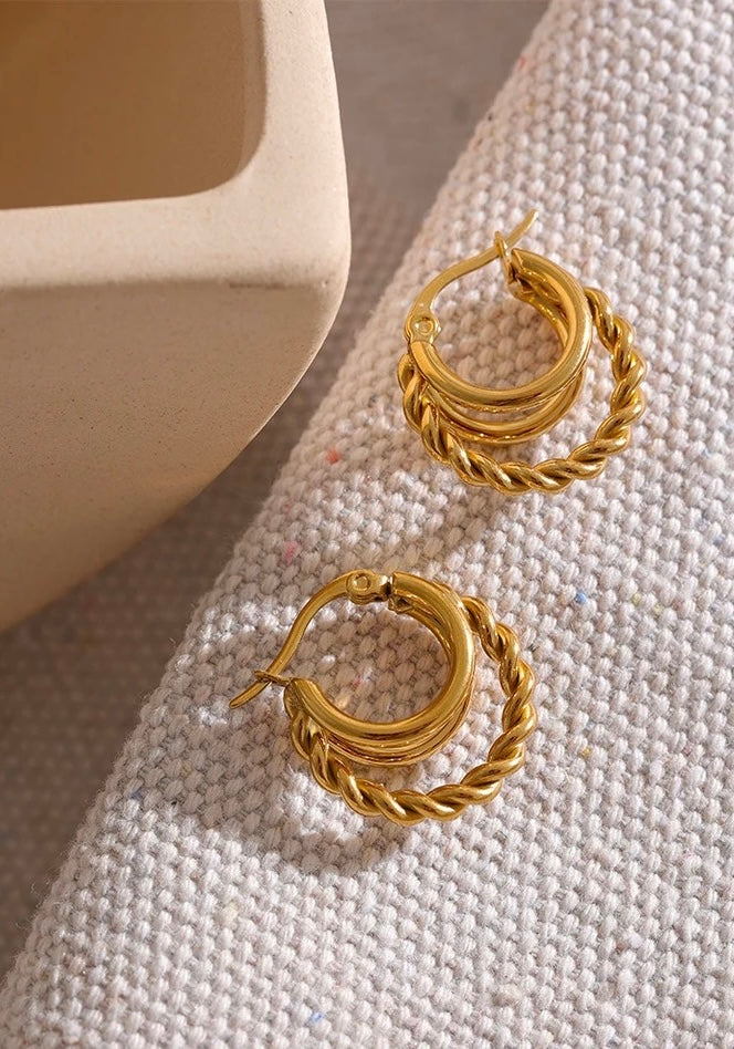 RHEA - 18K GOLD PLATED EARRINGS / THE. SWIRL COLLECTION