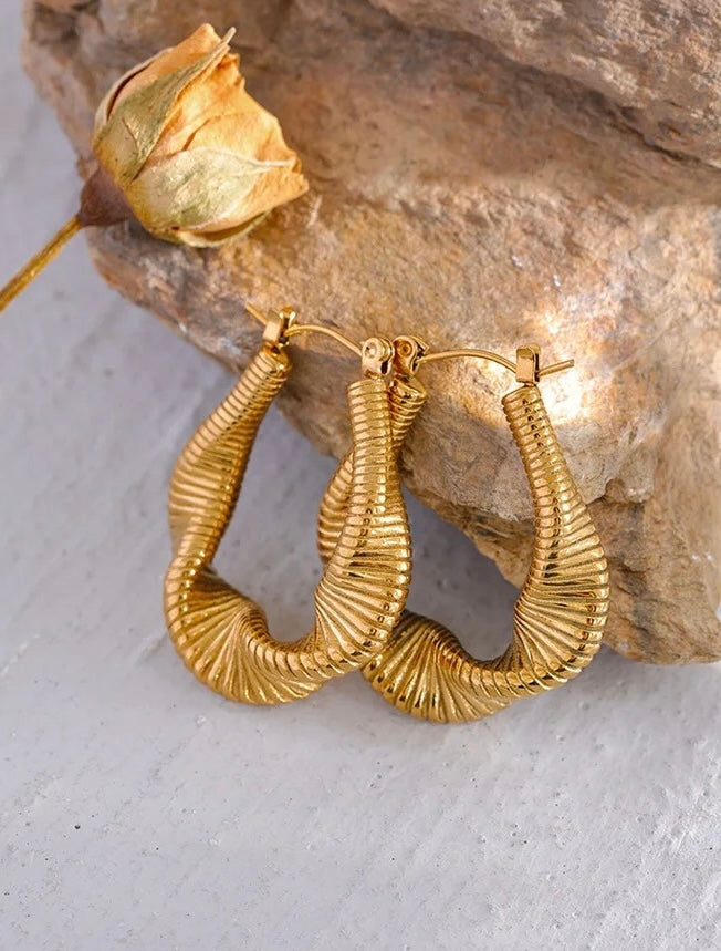 TWIST -18K GOLD PLATED EARRINGS / THE. SWIRL COLLECTION