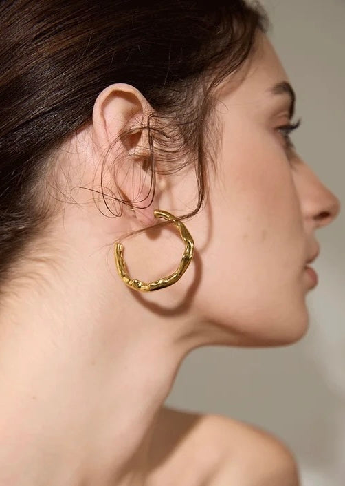 SIREN - 18K GOLD PLATED EARRINGS / THE. WAVE COLLECTION