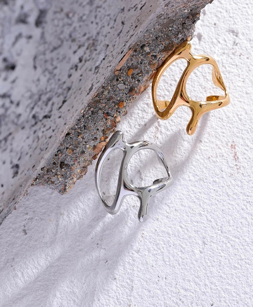 SPLASH - 18K GOLD PLATED RING / THE. WAVE COLLECTION