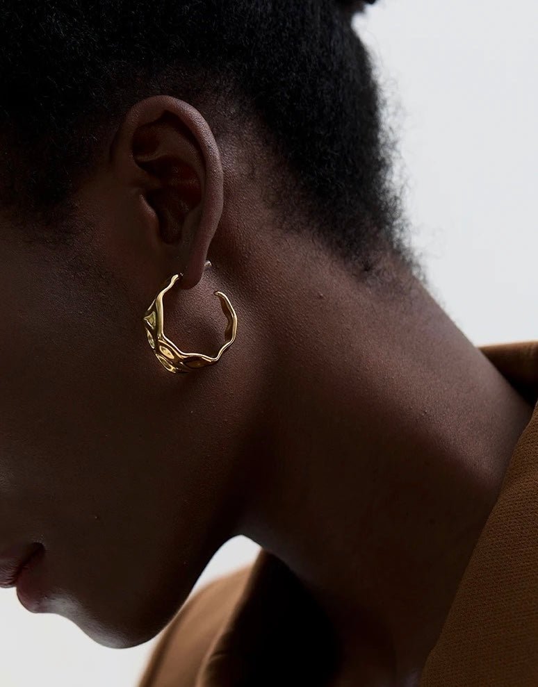 MARINA - 18K GOLD PLATED EARRINGS / THE. WAVE COLLECTION