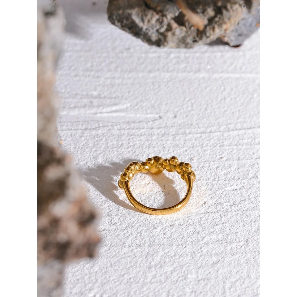 CHAMPAGNE - 18K GOLD PLATED RING / THE. CAVIAR COLLECTION