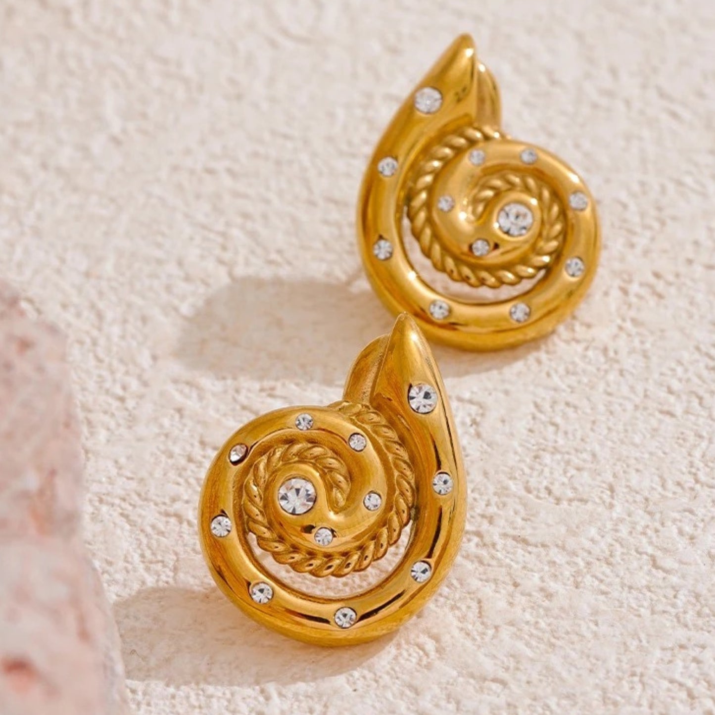 EDEN -18K GOLD PLATED EARRINGS / THE. ISLAND COLLECTION