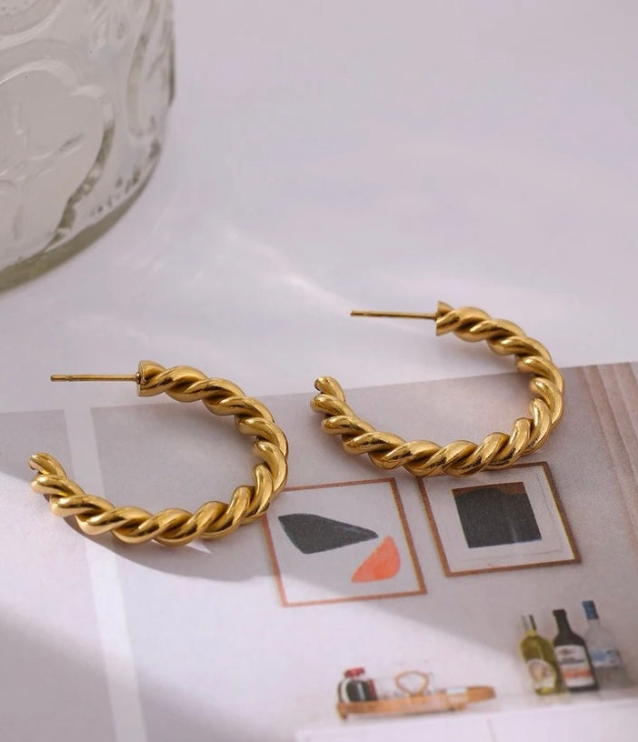 HELIX - 18K GOLD PLATED EARRINGS / THE. SWIRL COLLECTION