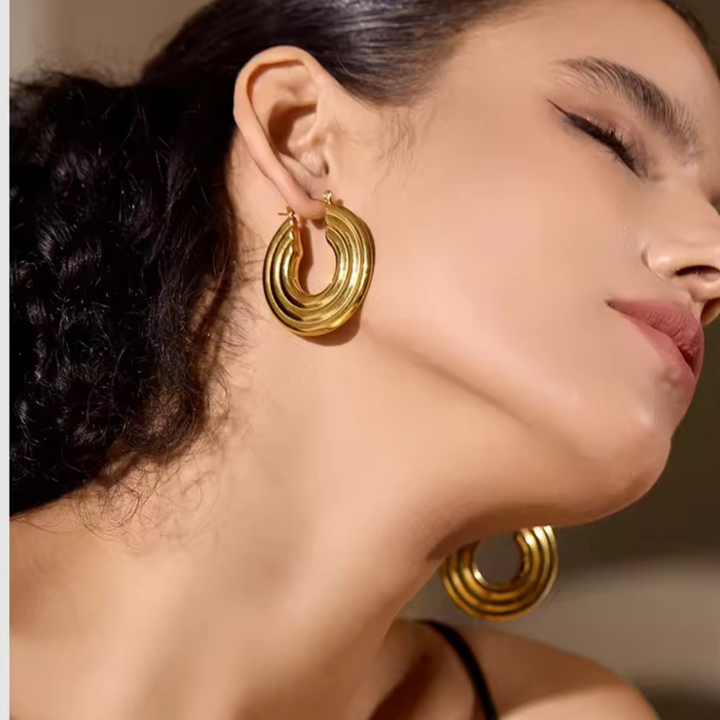 HALO - 18K GOLD PLATED EARRINGS / THE. ESSENTIAL COLLECTION