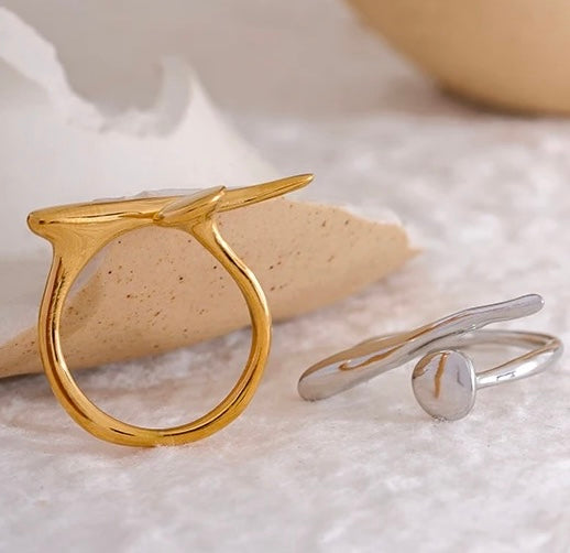 VITA - 18K GOLD PLATED RING / THE. ESSENTIAL COLLECTION